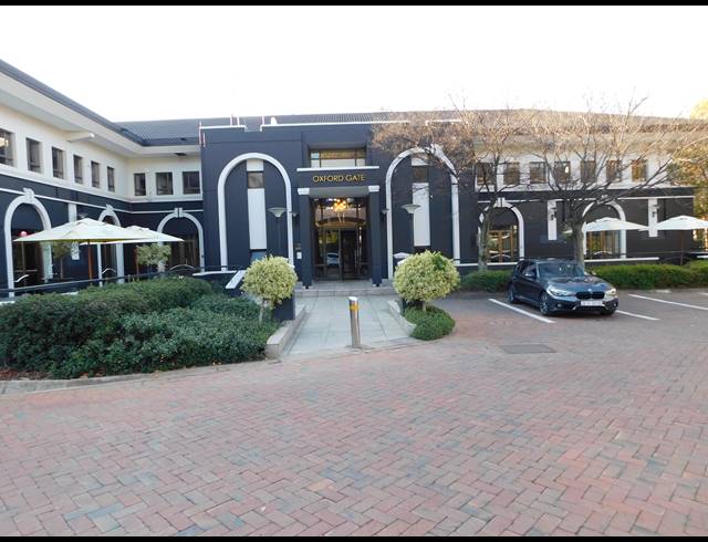 253M² OFFICE TO LET IN HYDE PARK